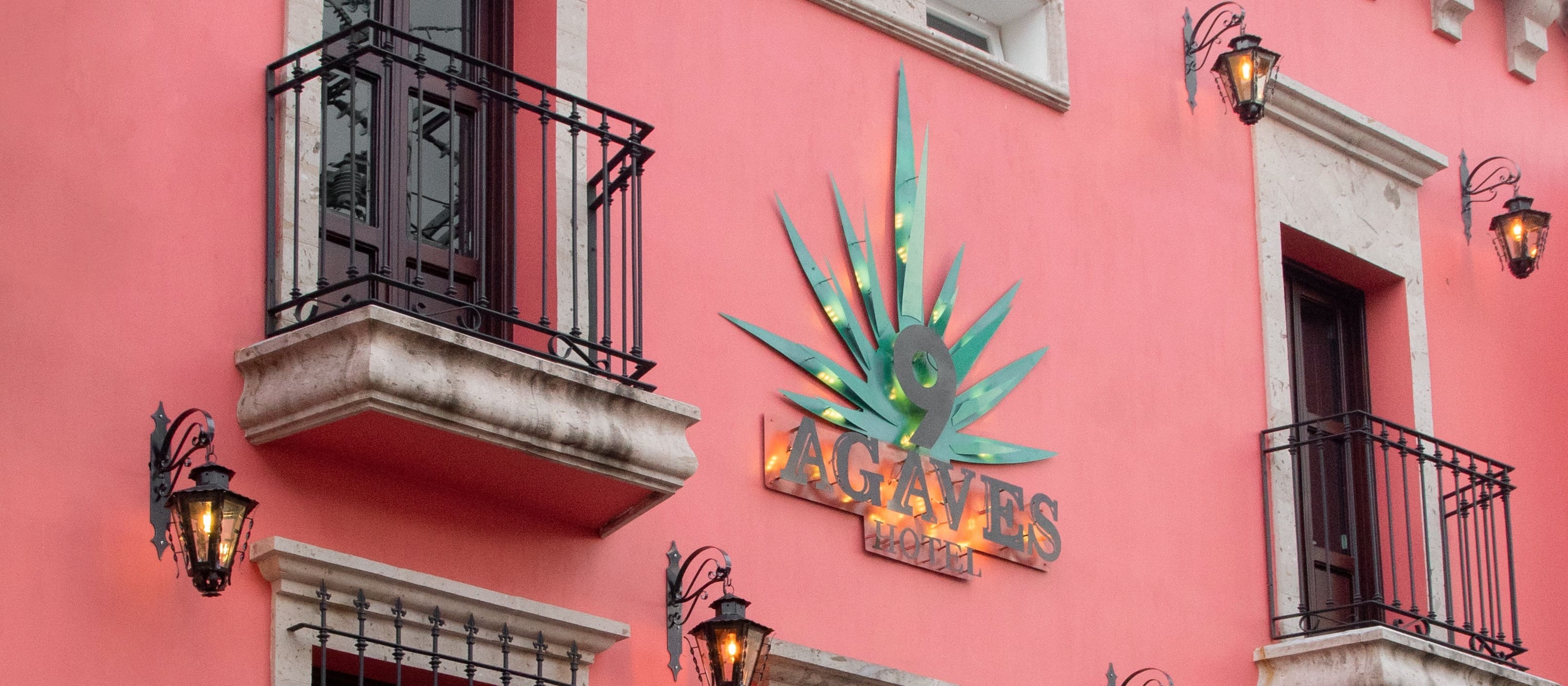 Fachada Nueve Agaves hotel en Tequila Jalisco
